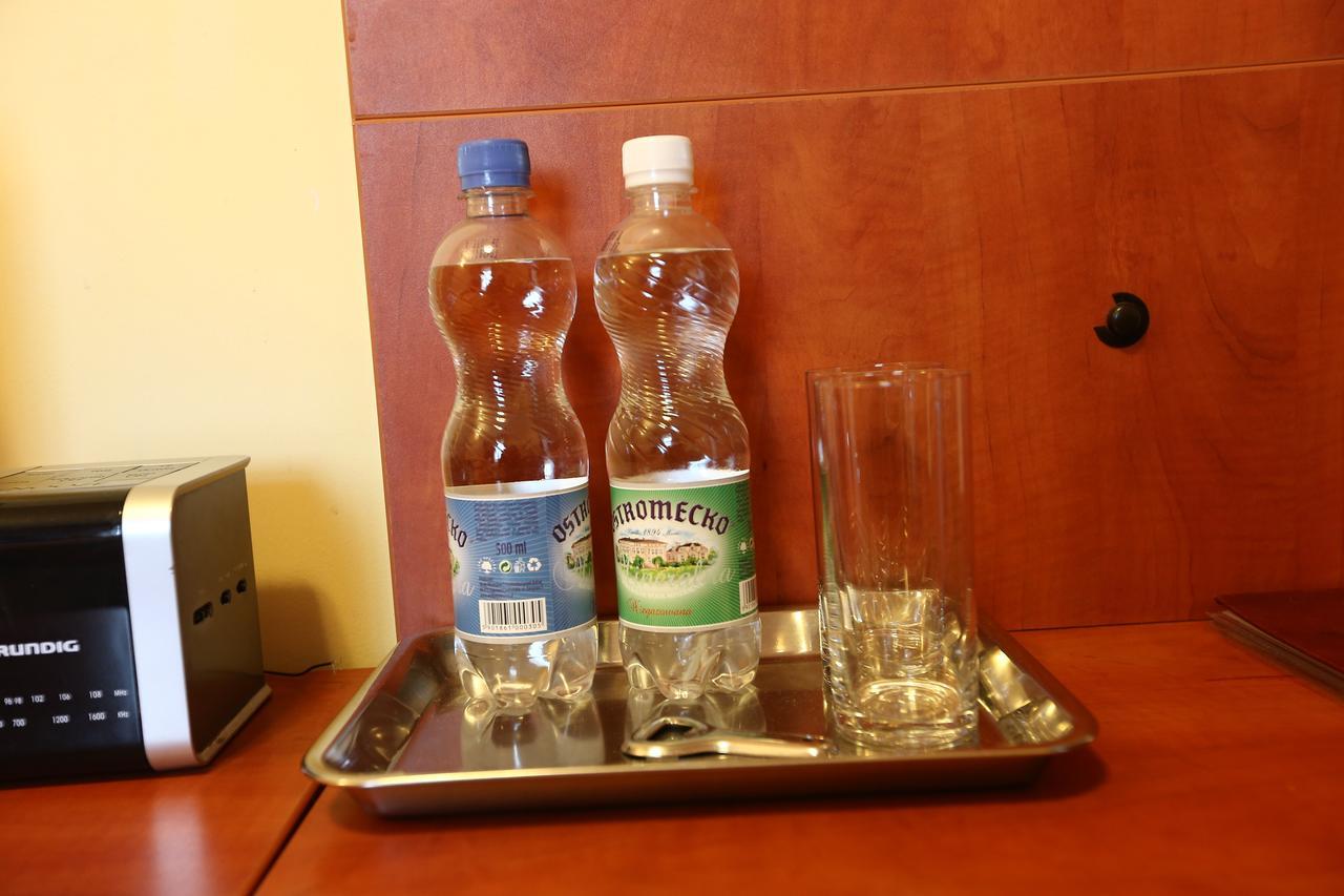 Hotel Korona Ciechanów Стая снимка